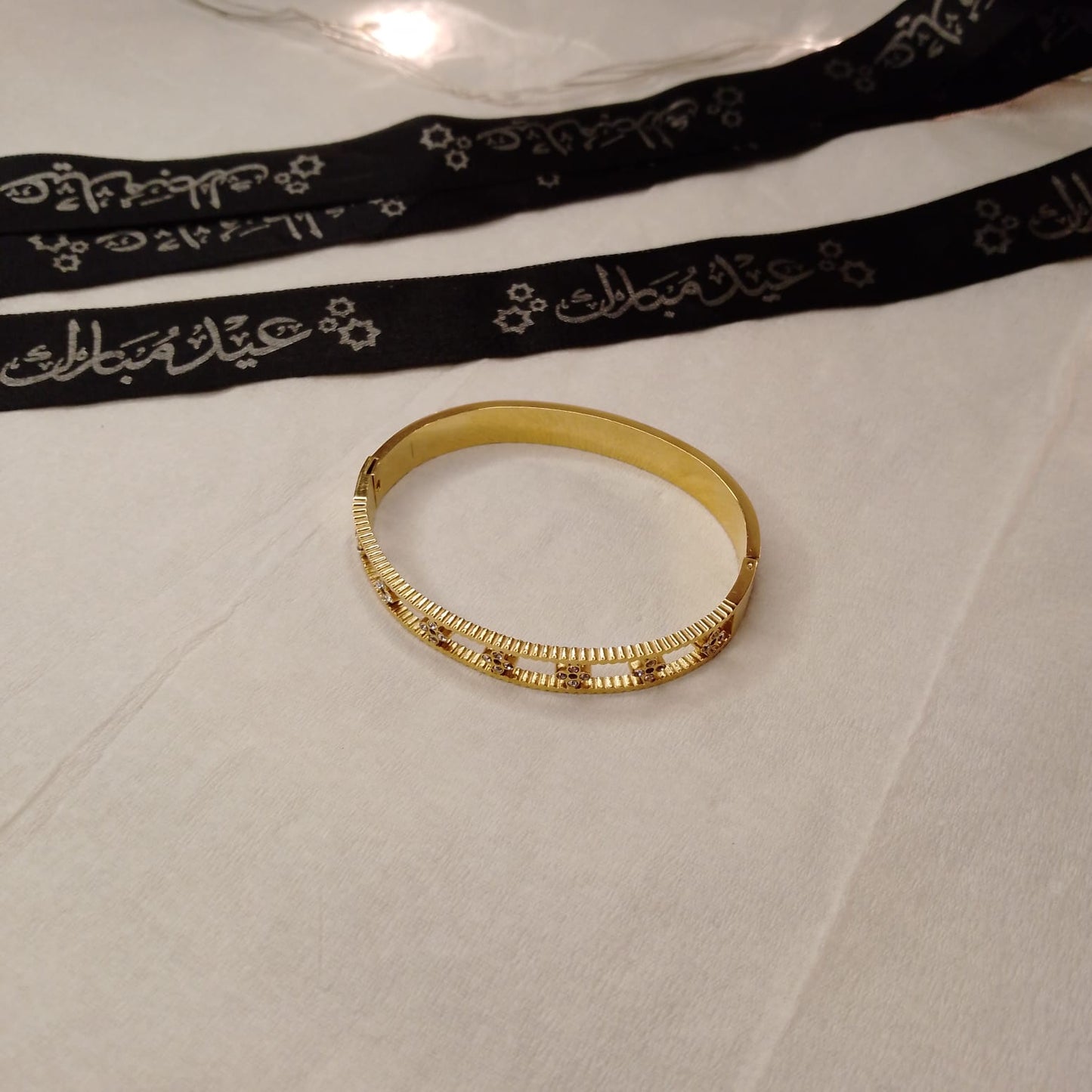 Royal Clover Handcuff