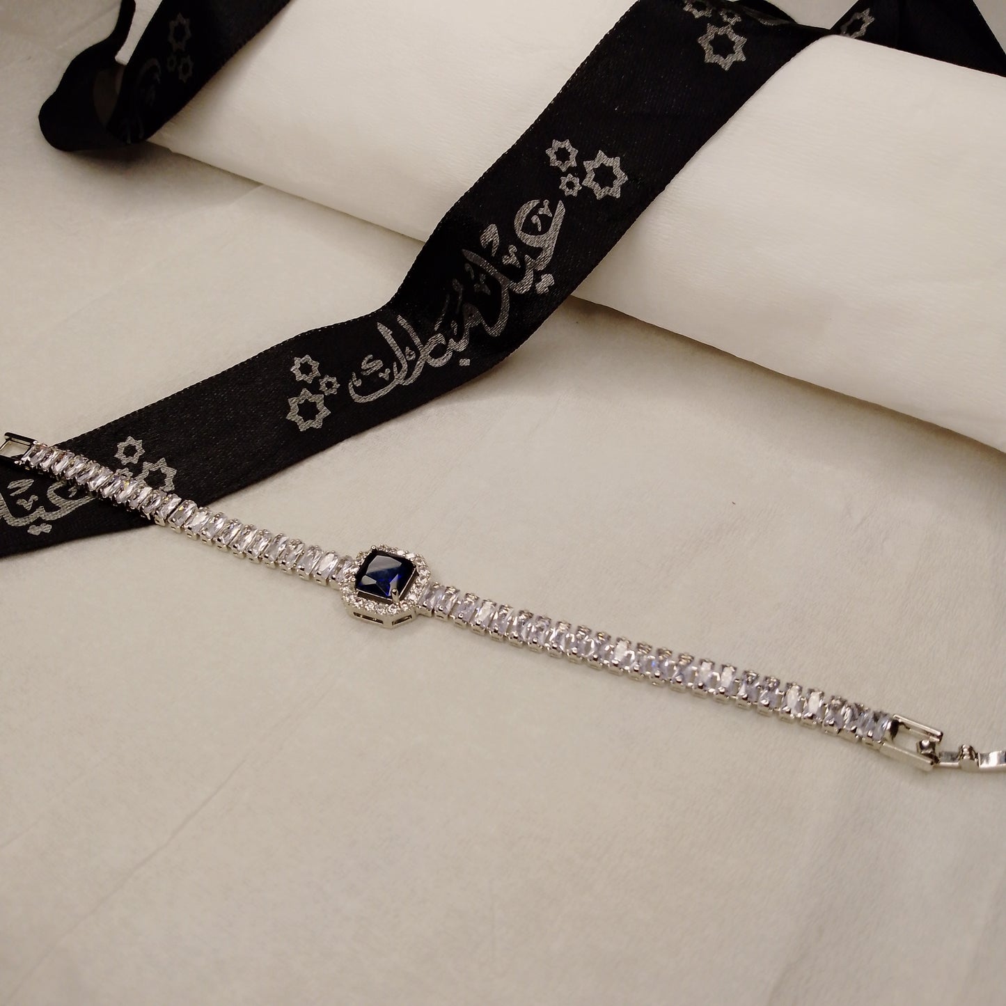 Zarcoon silver and blue bracelet