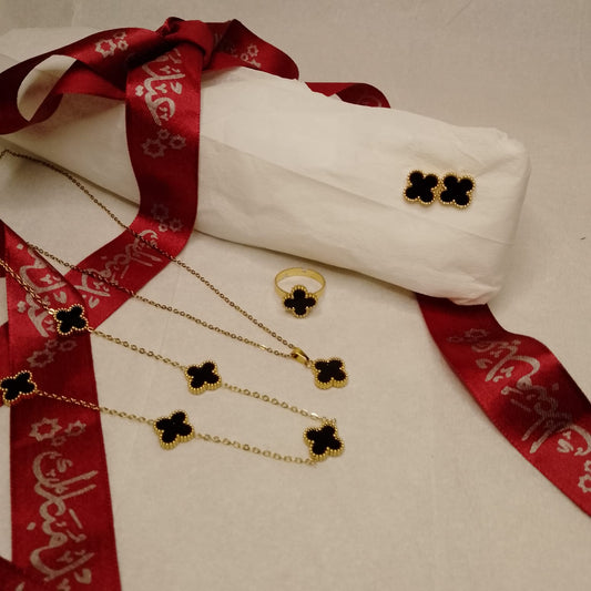 Clover Leaf Set with Dual Chain