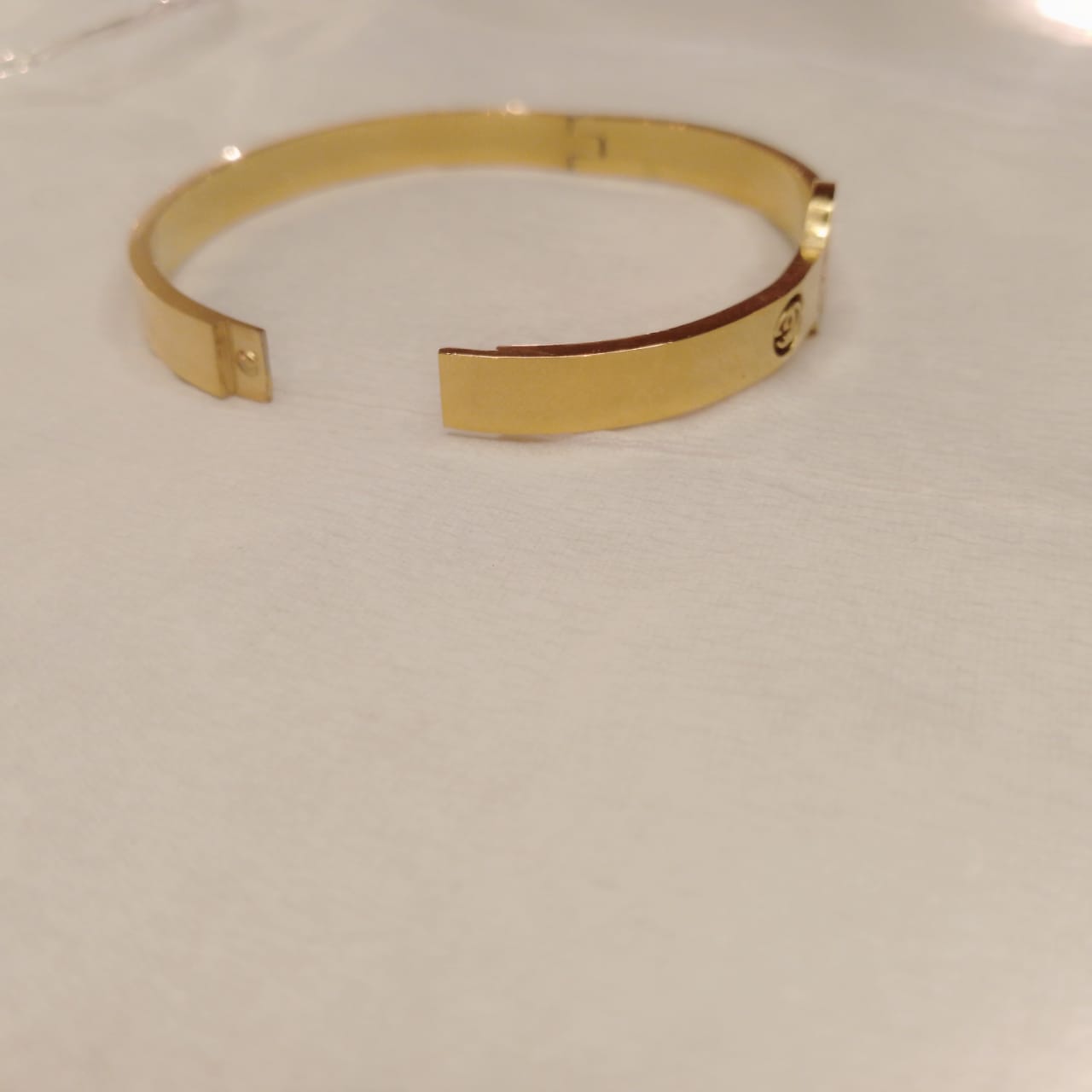 Gucci Golden Handcuff