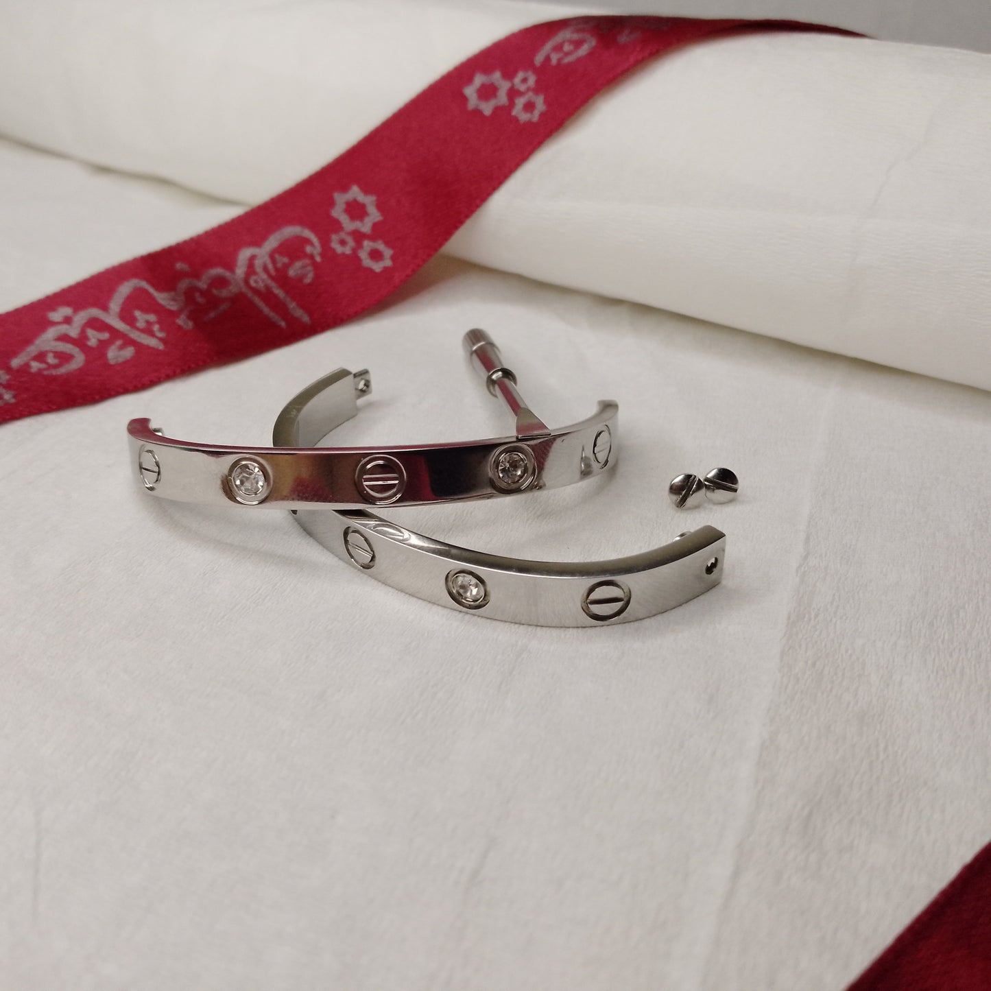 Silver Cartier Handcuff with screw driver