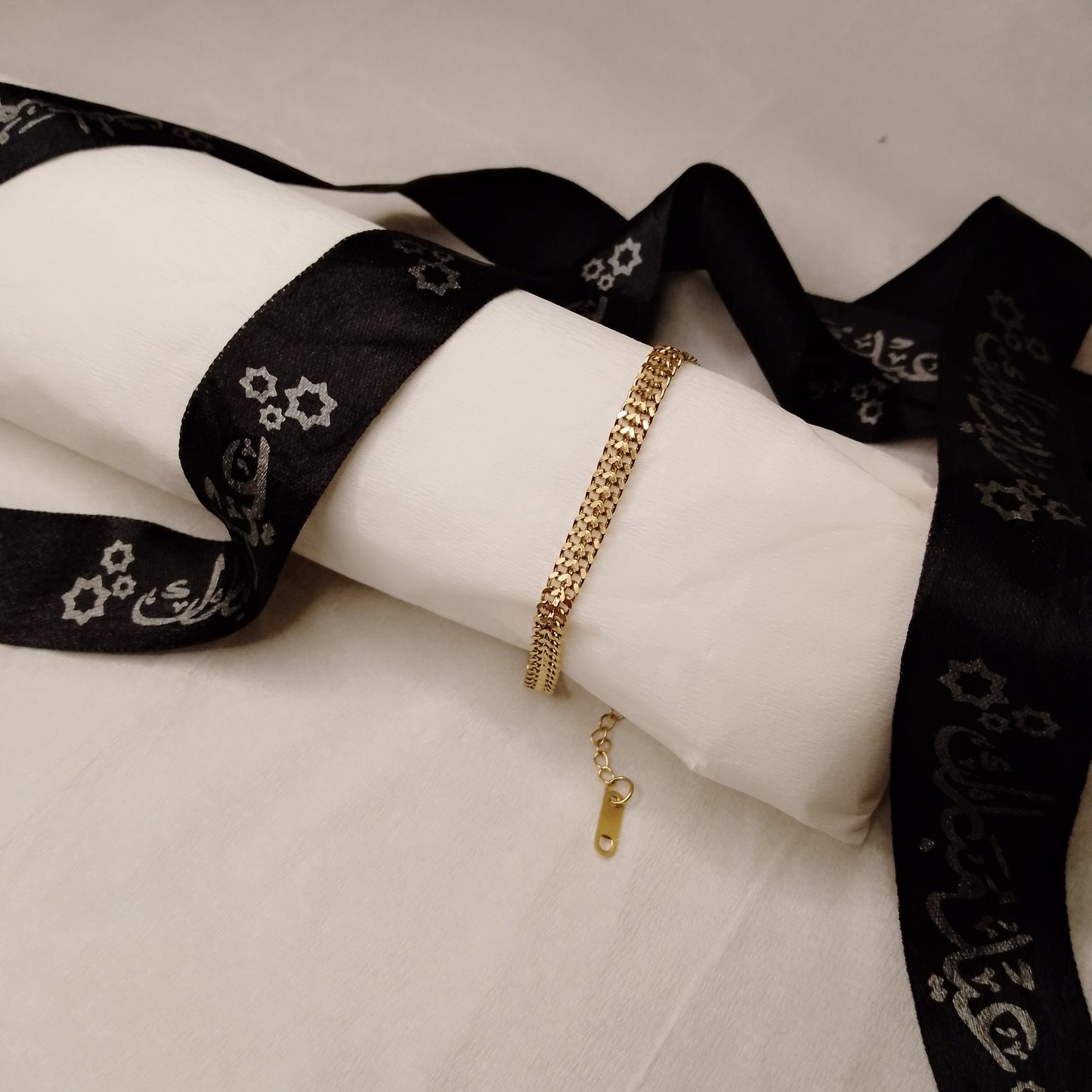 Chain style trendy bracelet