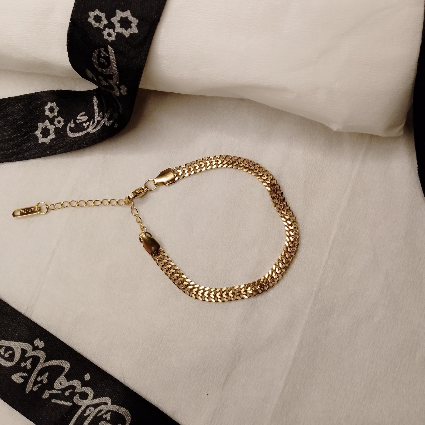 Chain style trendy bracelet